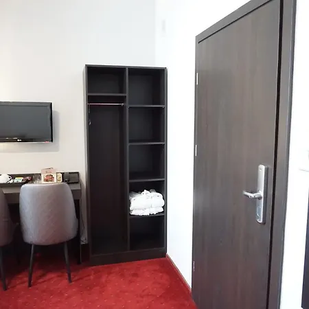 Restauracja Varia 3*